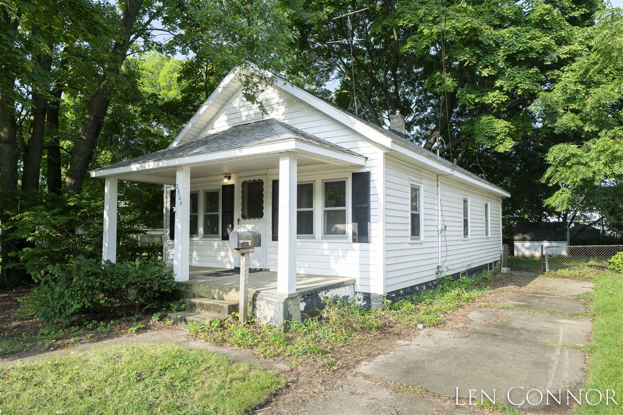 Berwyn Ave, Wyoming, MI 49519