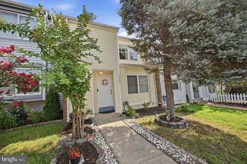 7505 Sage St, MANASSAS, VA, 20109-7211 | Card Image