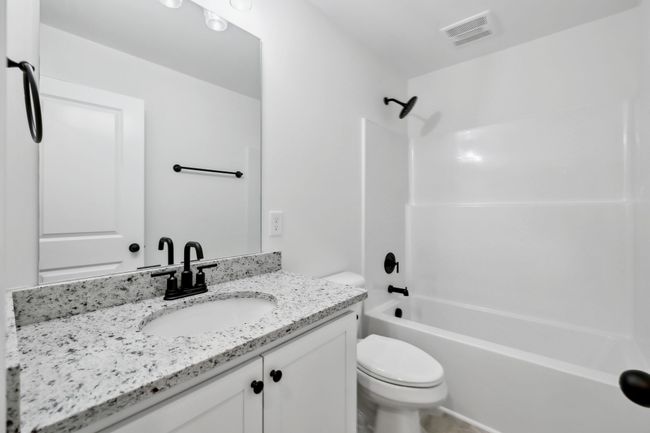 5004 Jim Cummings Hwy, House other with 3 bedrooms, 2 bathrooms and 2 parking in Woodbury TN | Image 33