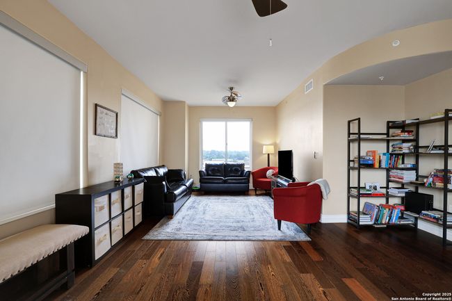 APT-703 - 215 Center St, Condo with 2 bedrooms, 3 bathrooms and null parking in San Antonio TX | Image 10