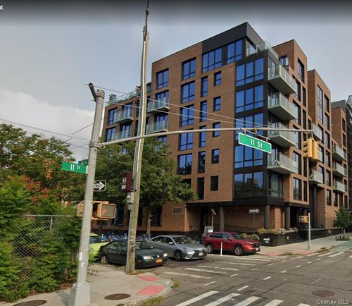 4g-46-20 11th St, Long Island City, NY, 11101-6347 | Card Image