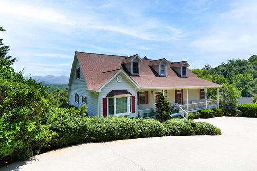 18 Foxfire Ct, Hayesville, NC, 28904-4875 | Card Image