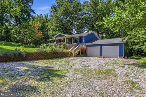 180 Kennedy Ln, ETTERS, PA, 17319-9636 | Card Image