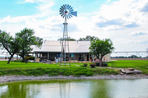 1277 County Road 532, Hondo, TX, 78861-5407 | Card Image