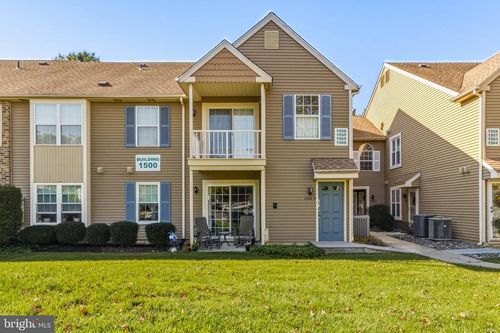 1566 Thornwood Dr, MOUNT LAUREL, NJ, 08054-1825 | Card Image