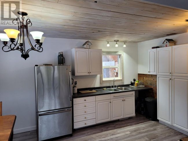 10860 Lake Creek Rd, Home with 0 bedrooms, 0 bathrooms and null parking in Hixon BC | Image 15