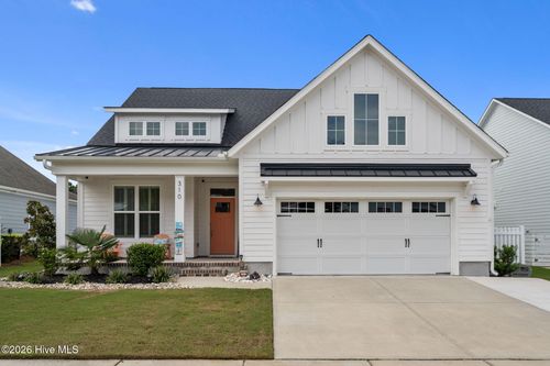 310 Lightning Bug Ln, Holly Ridge, NC, 28445-4601 | Card Image