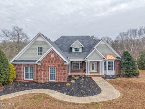 773 Waterstone Cir, Greeneville, TN, 37745-3777 | Card Image