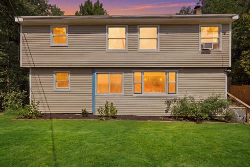 180 Cranberry Meadow Rd, Berwick, ME, 03901-2411 | Card Image