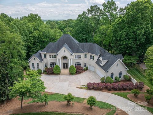 110 Cramer Mountain Woods, Cramerton, NC, 28032-1624 | Card Image