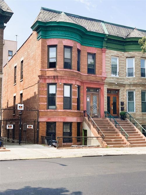 956 E 156th St, Bronx, NY, 10455-1942 | Card Image