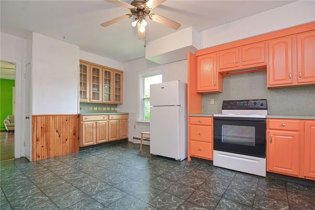 39 Camac St, House other with 2 bedrooms, 2 bathrooms and 6 parking in Pawtucket RI | Image 7