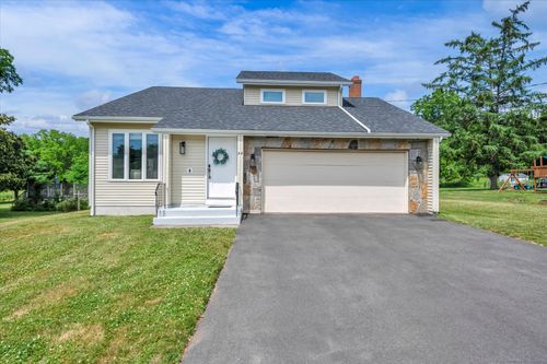 33 New Marker Rd, South Windsor, CT, 06074-1863 | Card Image