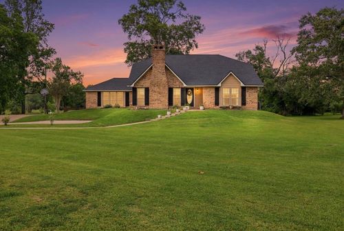 330 W Pineshadows Dr, Sour Lake, TX, 77659-9223 | Card Image