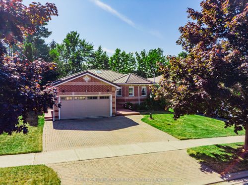 8 Kell Pl, Barrie, ON, L4N9K3 | Card Image