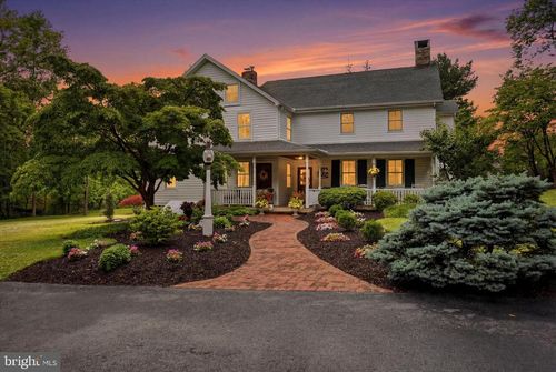 2505 Black River Rd, BETHLEHEM, PA, 18015-5210 | Card Image