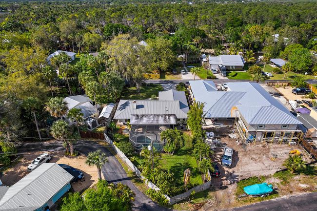 556 Sw Rustic Cir, House other with 3 bedrooms, 2 bathrooms and null parking in Stuart FL | Image 69
