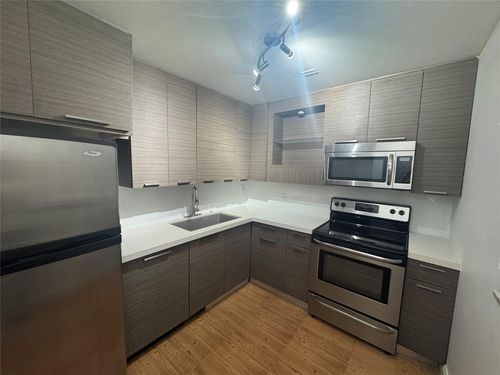 apt-18-8901 N New River Canal Rd, Plantation, FL, 33324-3804 | Card Image