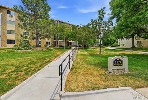 211-3124 S Wheeling Way, Aurora, CO, 80014-5616 | Card Image