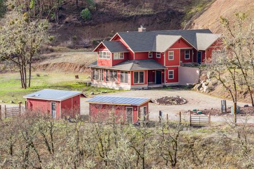 4760 Galls Creek Rd, Gold Hill, OR, 97525-9800 | Card Image