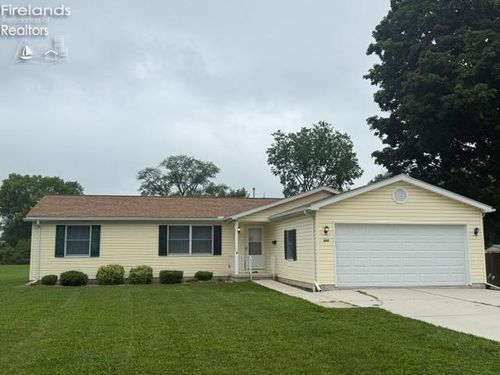 434 Lime St, Fremont, OH, 43420-1517 | Card Image
