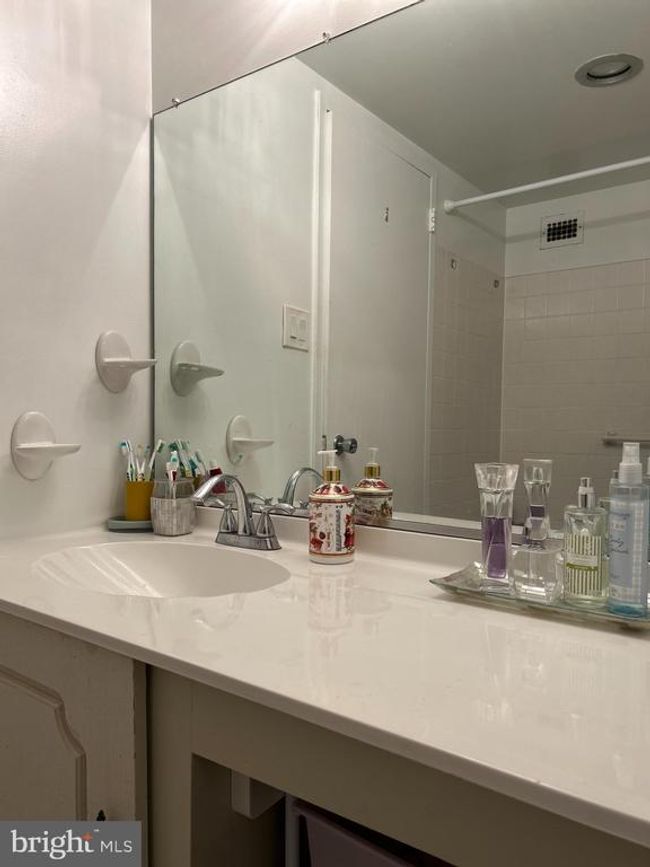 APT-601 - 2300 Pimmit Dr, Condo with 2 bedrooms, 2 bathrooms and null parking in FALLS CHURCH VA | Image 32