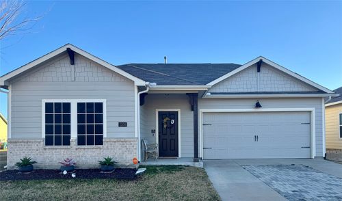2208 Chebi Ln, Denton, TX, 76209-7842 | Card Image