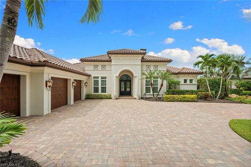 11979 Maidstone Ct, NAPLES, FL, 34120-4644 | Card Image