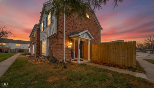 1601 Marborough Ln, Indianapolis, IN, 46260-3277 | Card Image