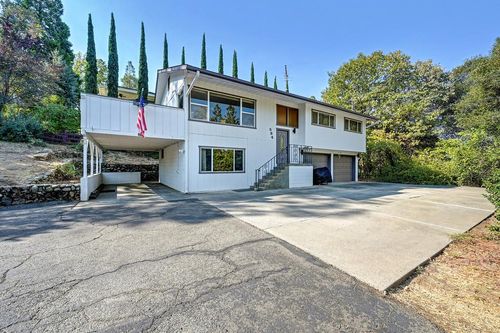 564 Cribbs Road, Placerville, CA, 95667 | Card Image