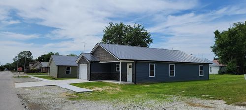 206 W Race St, Odon, IN, 47562-1226 | Card Image