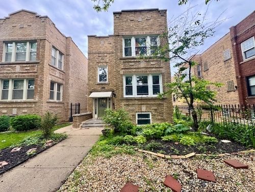 4124 W Barry Ave, Chicago, IL, 60641-5429 | Card Image