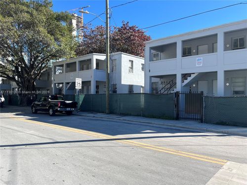 144-140 Nw 13th St, Miami, FL, 33136-2649 | Card Image