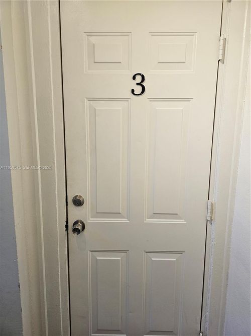 apt-3-622 15th St, Miami Beach, FL, 33139-3510 | Card Image