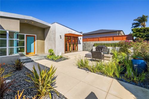 409 Calle Mayor, Redondo Beach, CA, 90277-6507 | Card Image