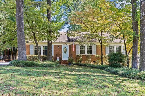908 Lynbrook Dr, Charlotte, NC, 28211-4333 | Card Image