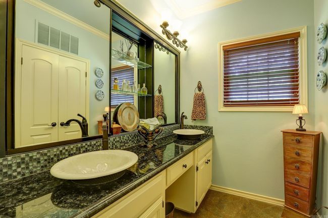 6512 Skyline Dr, House other with 4 bedrooms, 4 bathrooms and null parking in Texarkana AR | Image 12