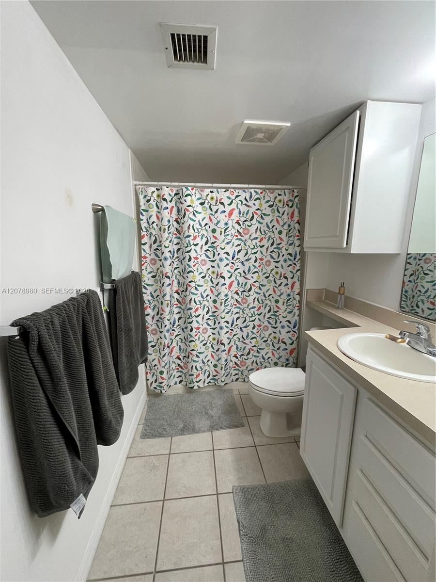 Residential Lease in Miami 4