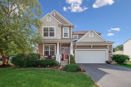 1801 Powers Rd, Woodstock, IL, 60098-2775 | Card Image