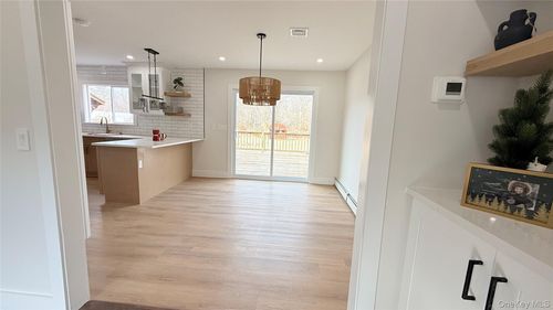 94 Sally Ln, Ridge, NY, 11961-2626 | Card Image