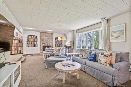 1345 Long Creek, Southold, NY, 11971 | Card Image