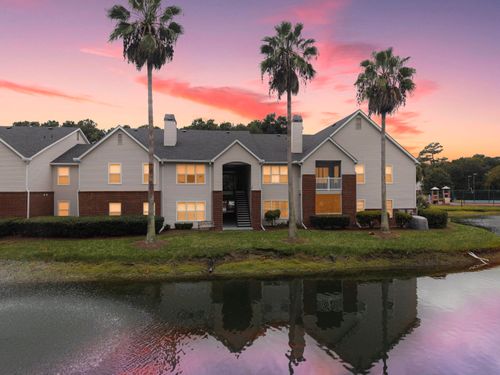 2300c-2011 N Highway 17, Mount Pleasant, SC, 29466 | Card Image
