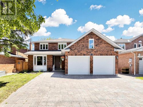 48 Ballard Cres, Newmarket, ON, L3X1S2 | Card Image