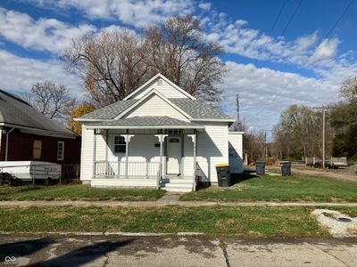 706 W 2nd Street, House other with 2 bedrooms, 1 bathrooms and null parking in Anderson IN | Image 2