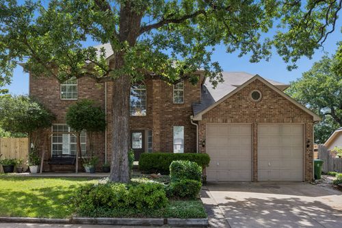 7841 Ember Oaks Dr, North Richland Hills, TX, 76182-7320 | Card Image
