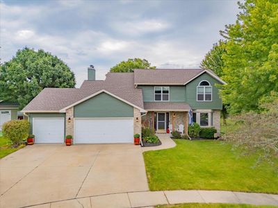 809 Arendal Court, House other with 4 bedrooms, 2 bathrooms and null parking in Stoughton WI | Image 1