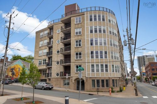 207-5505 Falkland St, Halifax, NS, B3K0C3 | Card Image