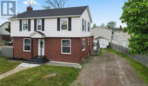 10 Macbeath Ave, Moncton, NB, E1C6Y9 | Card Image
