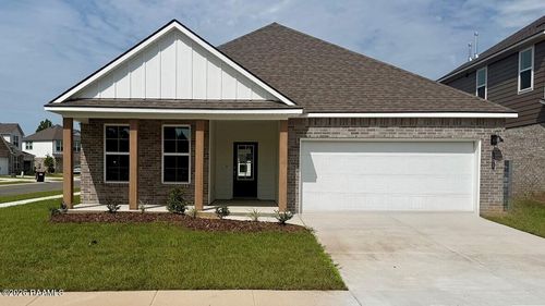 101 Hillcrest Dr, Lafayette, LA, 70507-5611 | Card Image