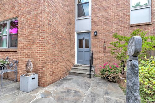 2016-2016 Restington Ln, Memphis, TN, 38119-6856 | Card Image
